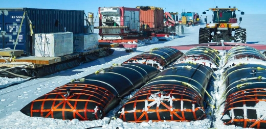 Fieldtex Cargo Nets used in Antarctica on Fuel Bladders